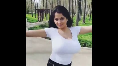 girls bouncing their tits|bouncing